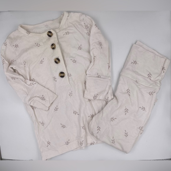 Lou Lou & Company Other - Lou Lou & Company Tops and Bottoms